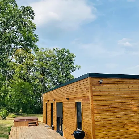 Glamping Toscimra - Cozy Modern In Moravia